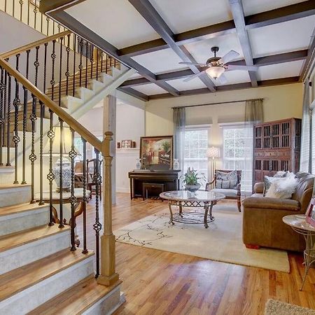 Sleeps16, Spacious Home, Close To Downtown, Beltline, And Walk To Restaurants, 75" Tv, 2 Person Jacuzzi, Ping Pong Atlanta Dış mekan fotoğraf