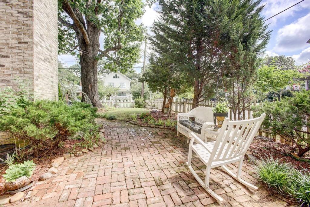 Sleeps16, Spacious Home, Close To Downtown, Beltline, And Walk To Restaurants, 75" Tv, 2 Person Jacuzzi, Ping Pong Atlanta Dış mekan fotoğraf