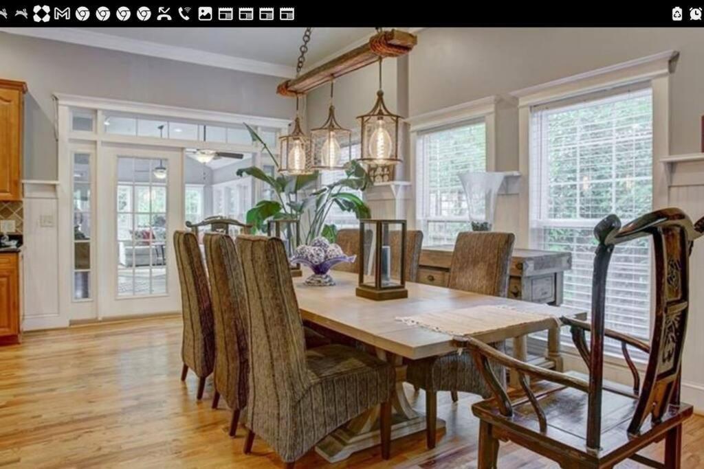Sleeps16, Spacious Home, Close To Downtown, Beltline, And Walk To Restaurants, 75" Tv, 2 Person Jacuzzi, Ping Pong Atlanta Dış mekan fotoğraf